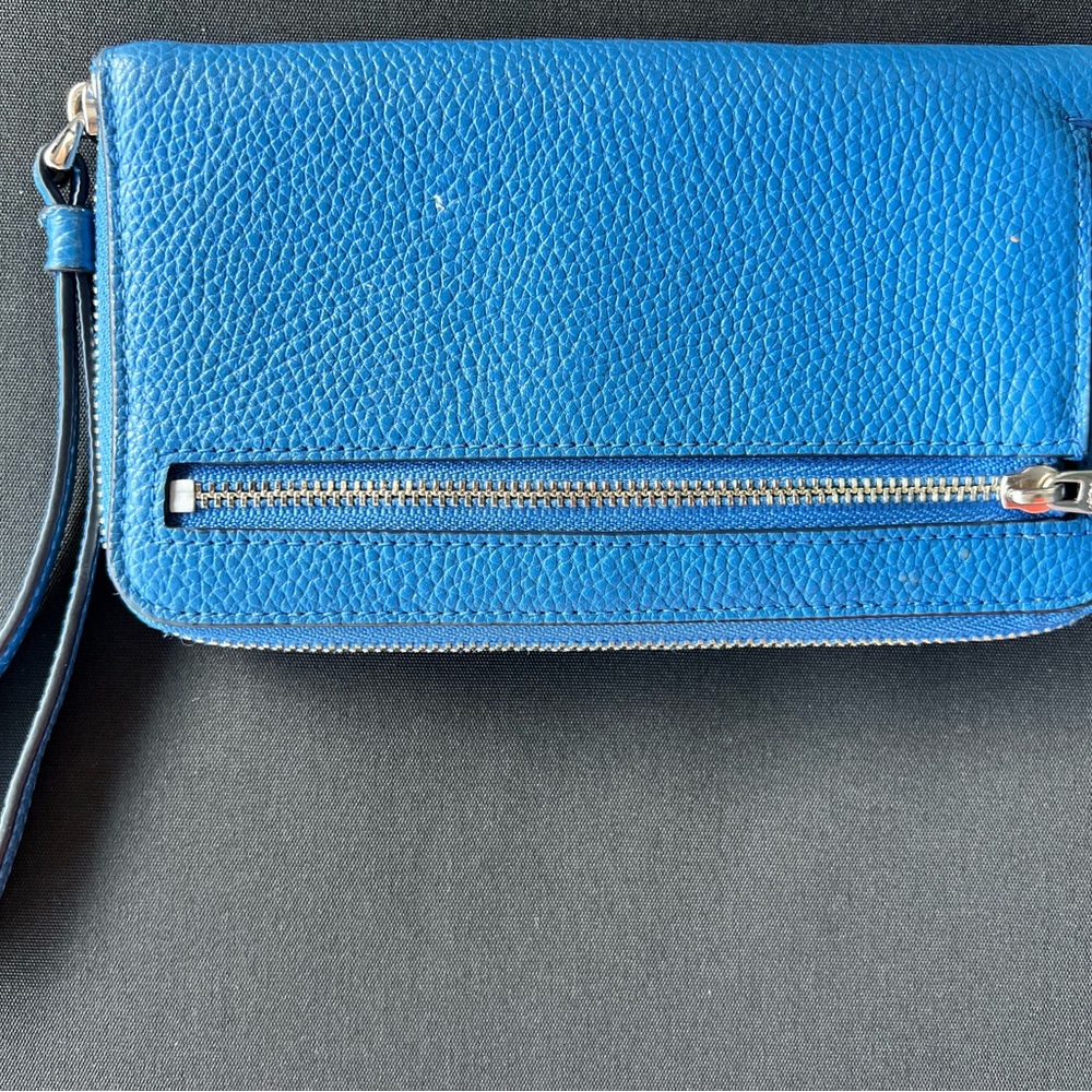 Coach Blue Pebbled Leather Wristlet Wallet with Zip Closure - Picture 3 of 6